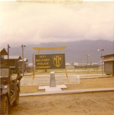 127th_MP_Company_area,_Qui_Nhon_airfeld1