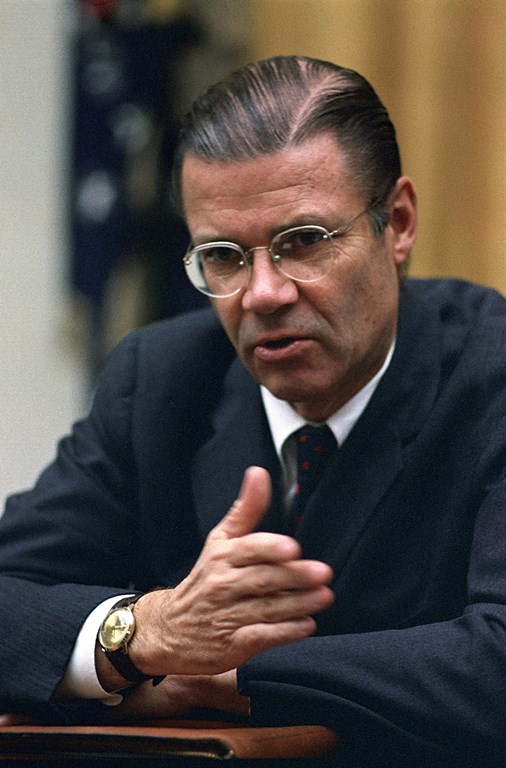 1966-08-23_Robert_McNamara_22_Nov_1967