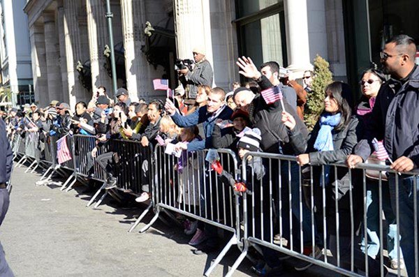 Supportive crowd at NYC Veterans Day Parade