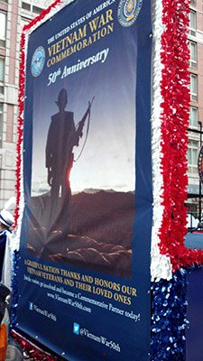 Chris Van Cleave performs at NYC Veterans Parade