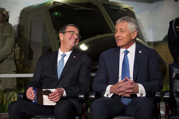 Secretary of Defense Ash Carter attends a Vietnam War hallway dedication ceremony.